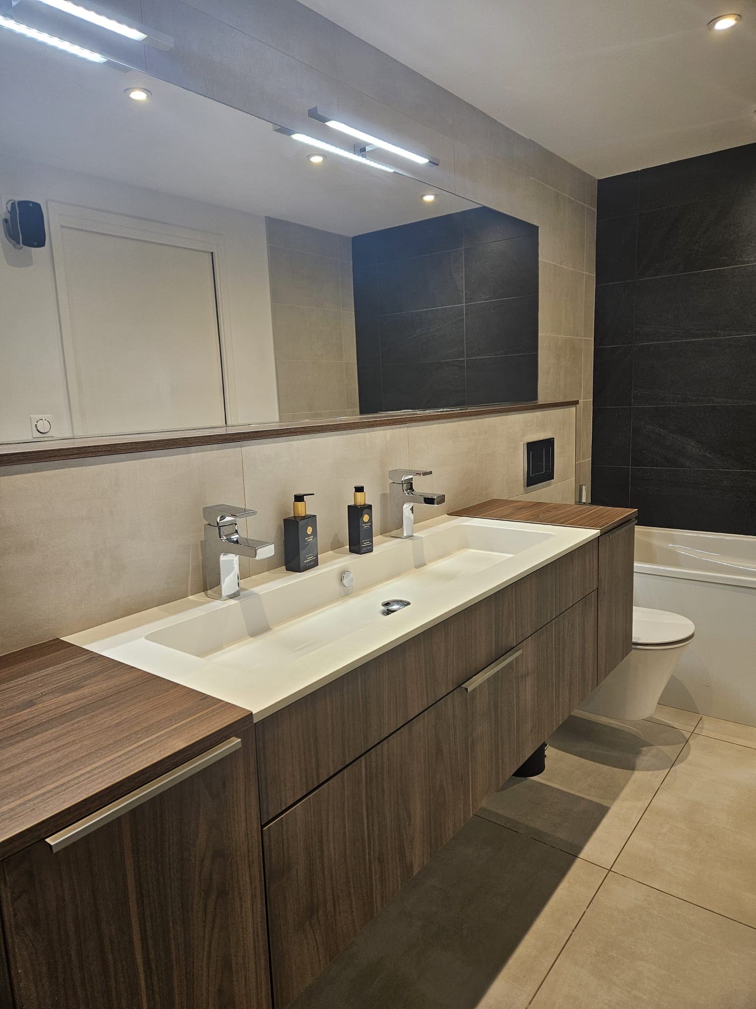 Vasque double et baignoire